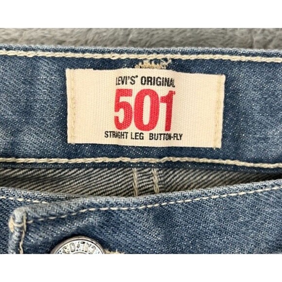Levi’s 501 Jeans Men’s 44x32 (40x30.5) Straight Leg Button Fly Medium Wash Blue - Picture 6 of 13